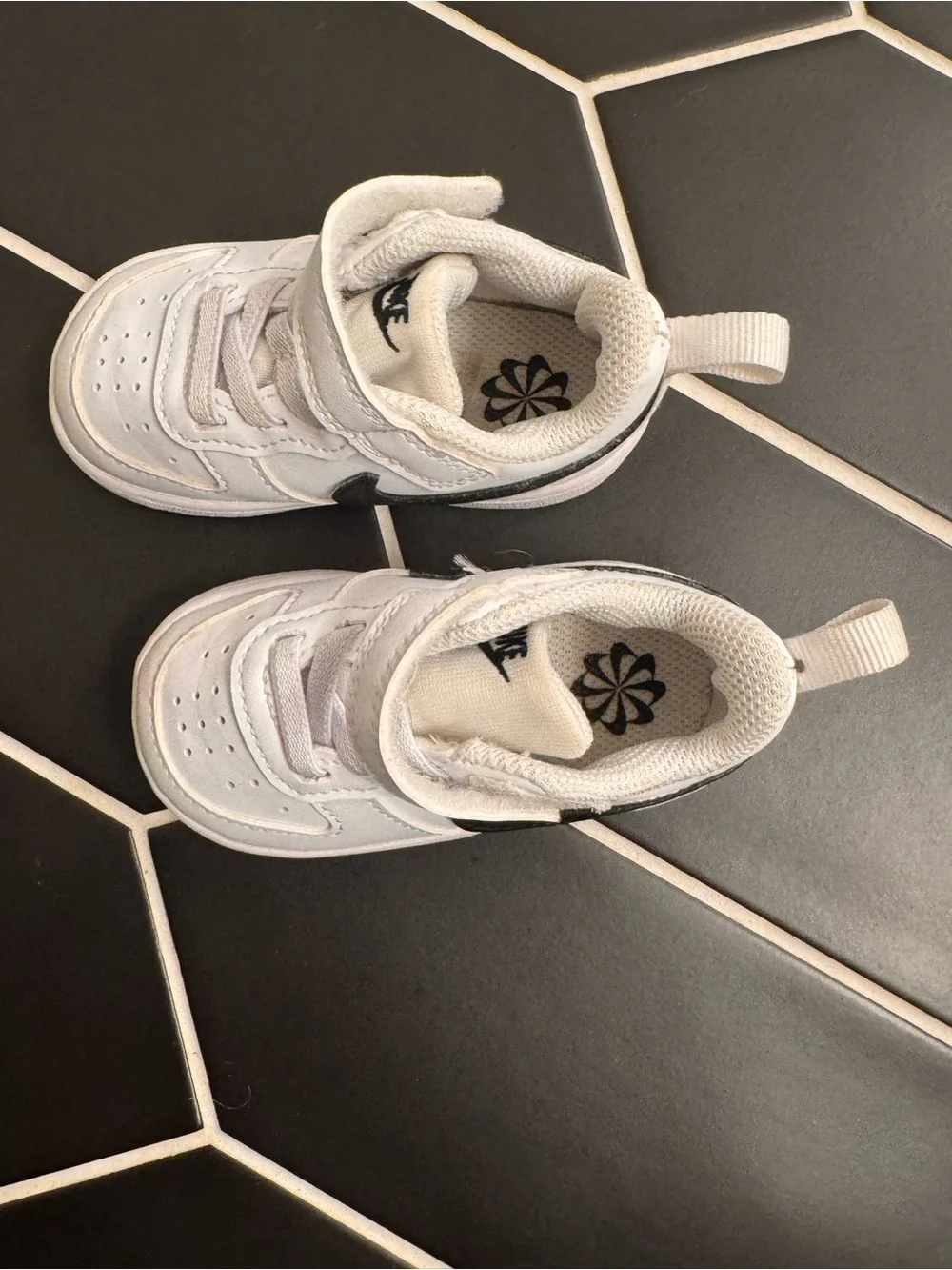 Nike White and Black Velcro Toddler Sneakers